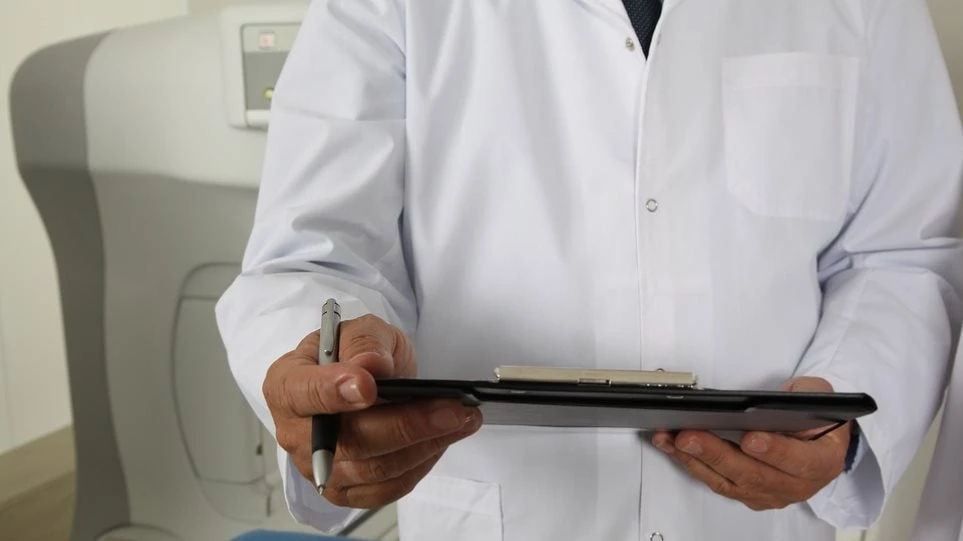 Δείτε την ακτινογραφία 35χρονης ασθενούς που άφησε… «άφωνους» τους γιατρούς του Νοσοκομείου Κορίνθου
